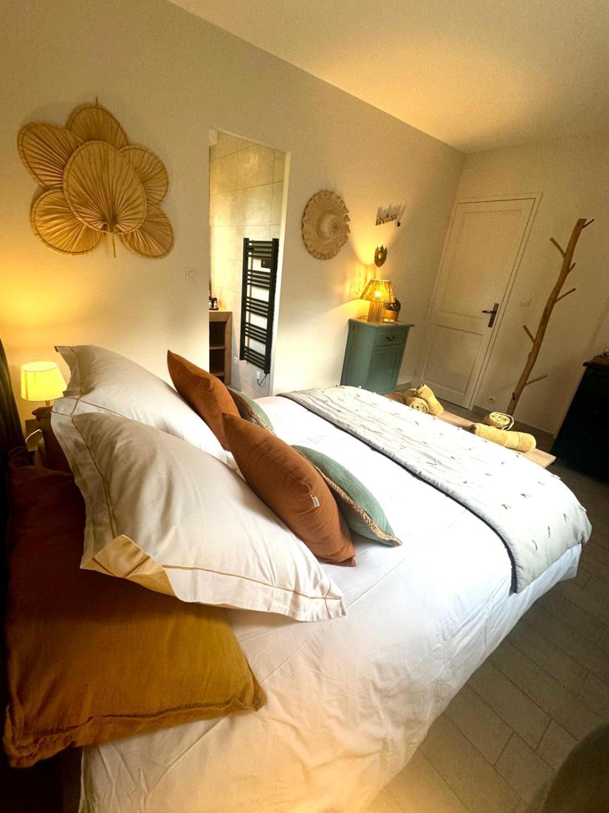 La Crevette Bed & Breakfast Villerville Bagian luar foto